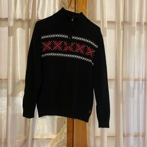 Izod boys size large 14–16 black red poinsettia sweater